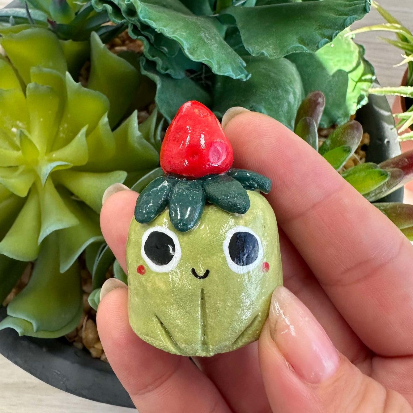 Strawberry frogs 🍓