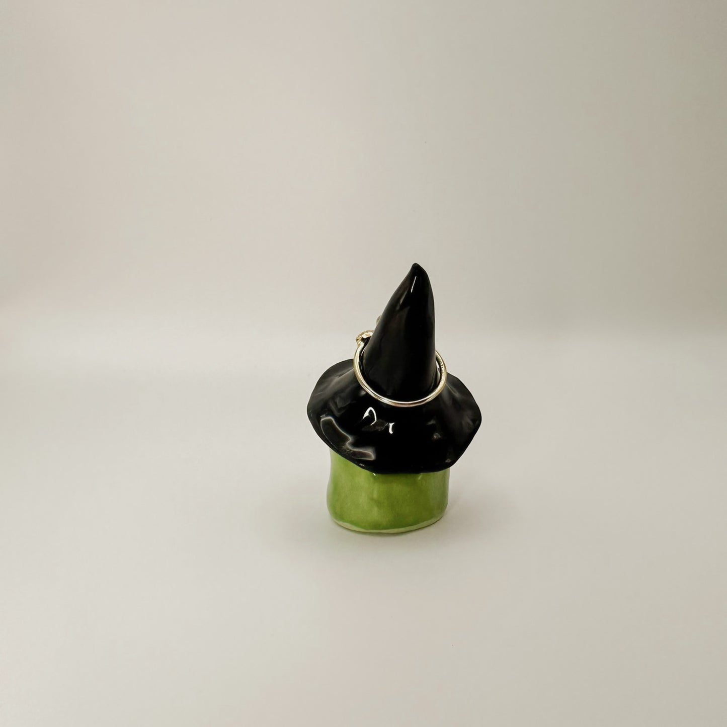 Witch frogs (ring holders)